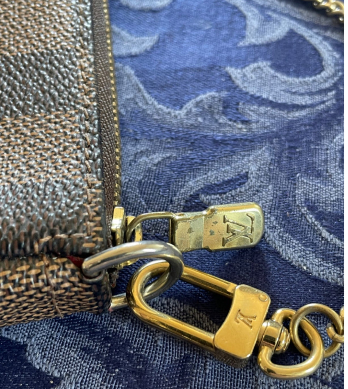 LOUIS VUITTON MINI POCHETTE/CLUTCH