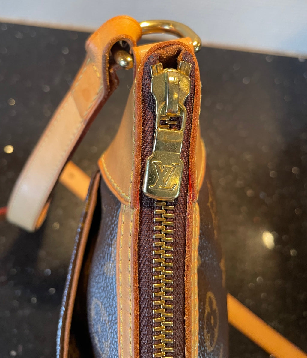 LOUIS VUITTON ODEON CROSSBODY