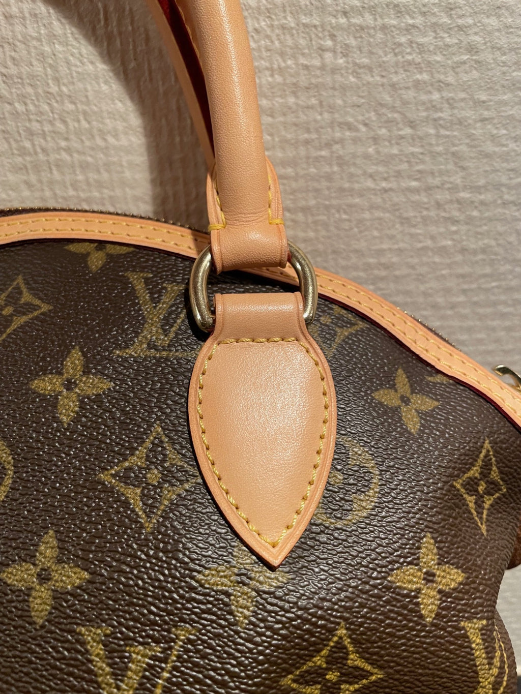 LOUIS VUITTON LOCKIT HANDBAG