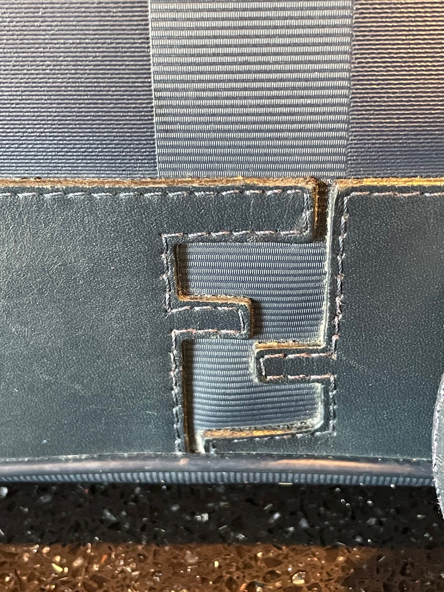 FENDI SHOULDERBAG