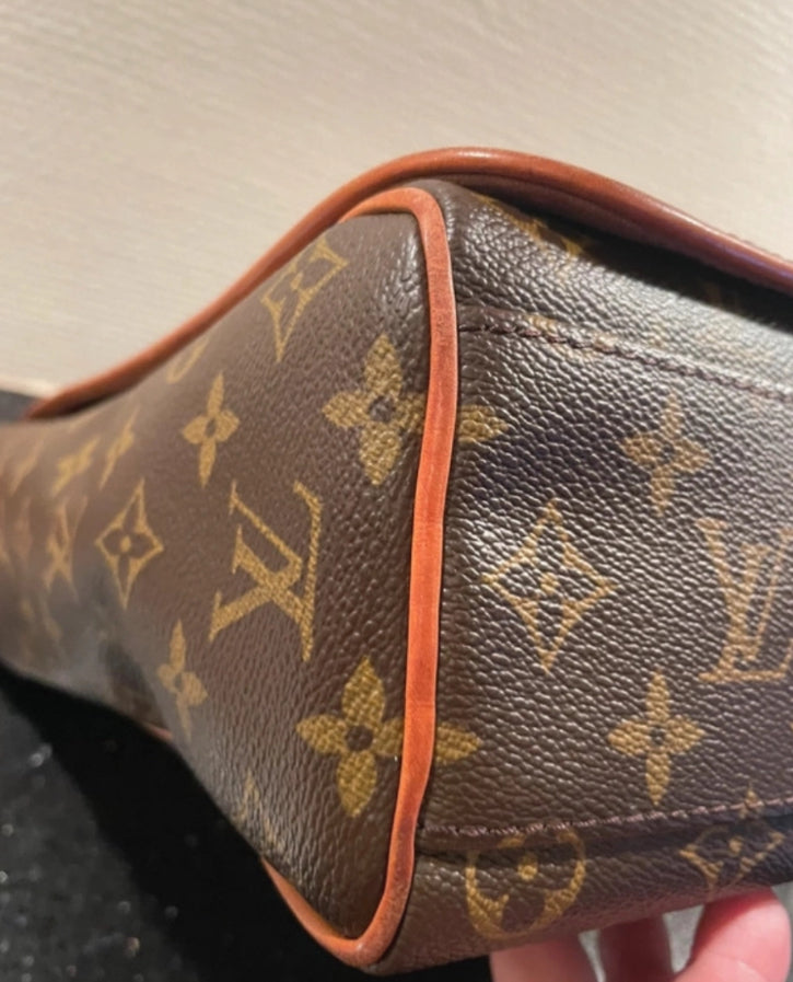 LOUIS VUITTON BASTILLE