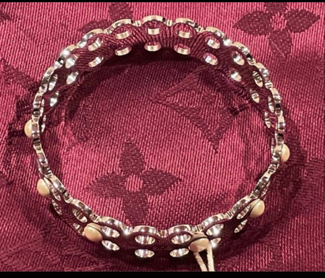 LOUIS VUITTON BRACELET