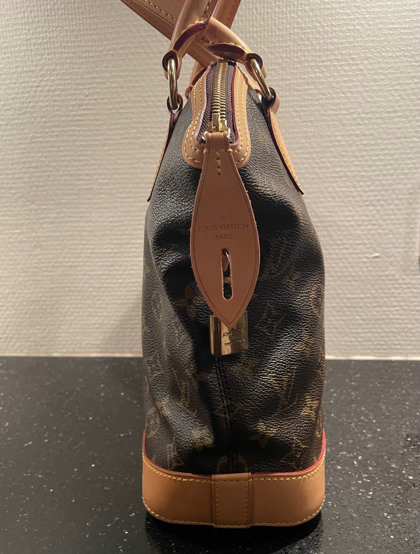 LOUIS VUITTON LOCKIT HANDBAG
