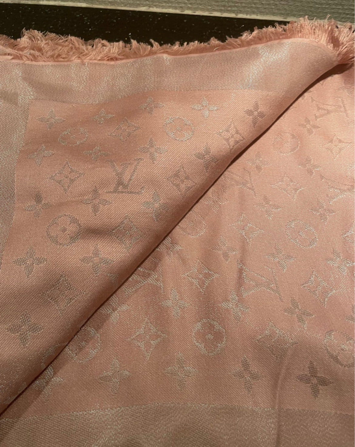 LOUIS VUITTON SCARF