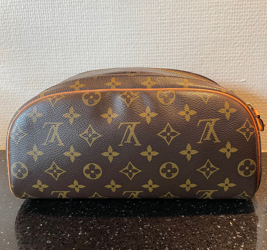 LOUIS VUITTON TOILETRY POUCH