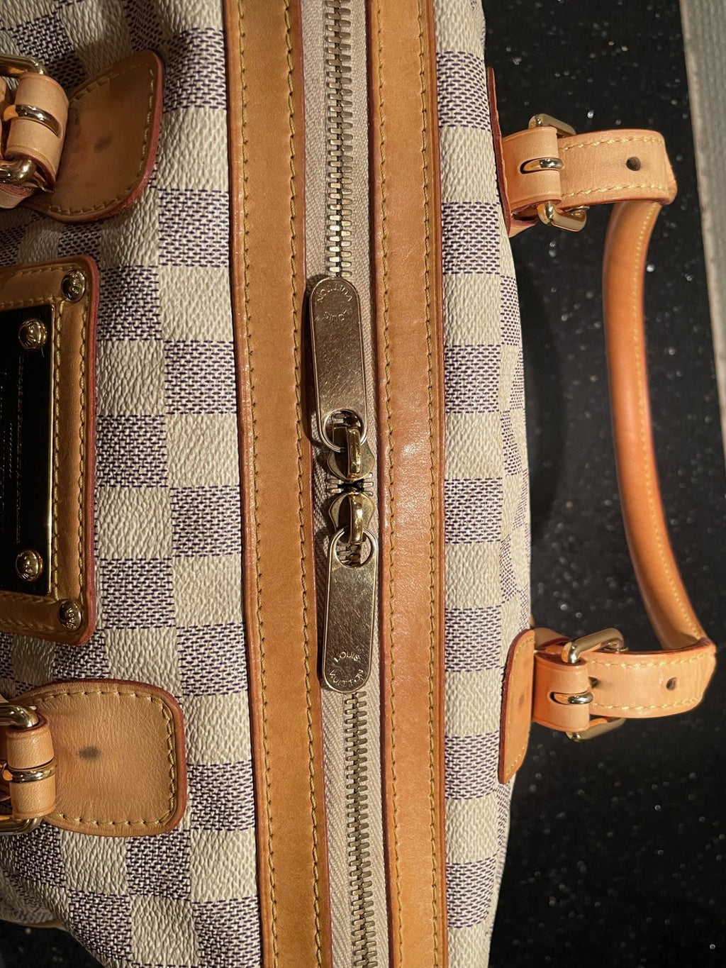 LOUIS VUITTON BERKELEY HANDBAG