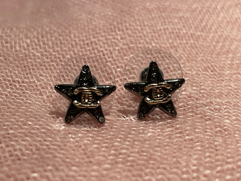 CHANEL EARINGS