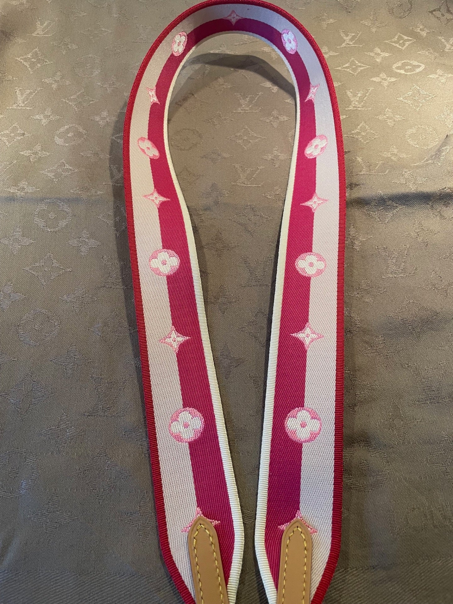 LOUIS VUITTON STRAP