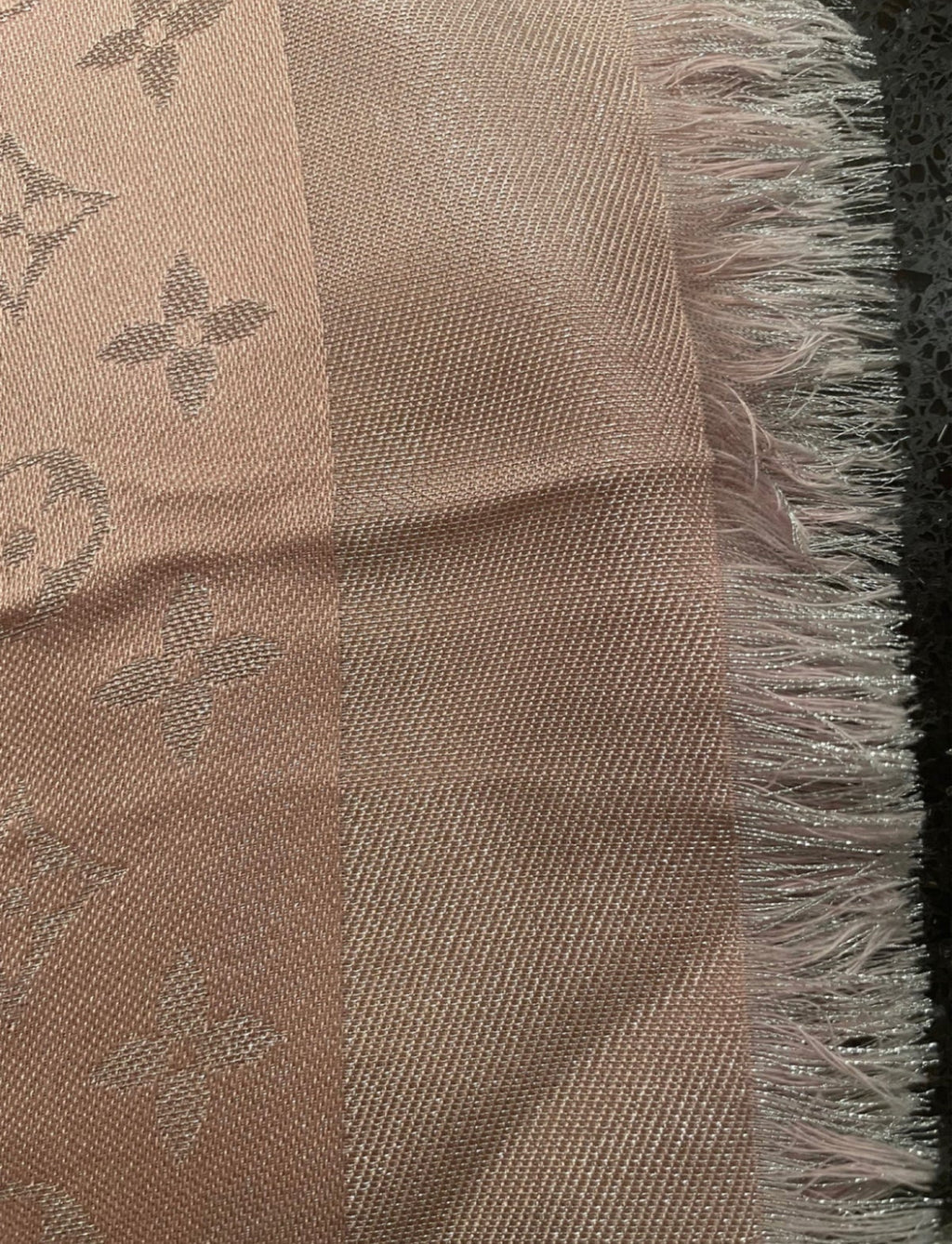 LOUIS VUITTON SCARF