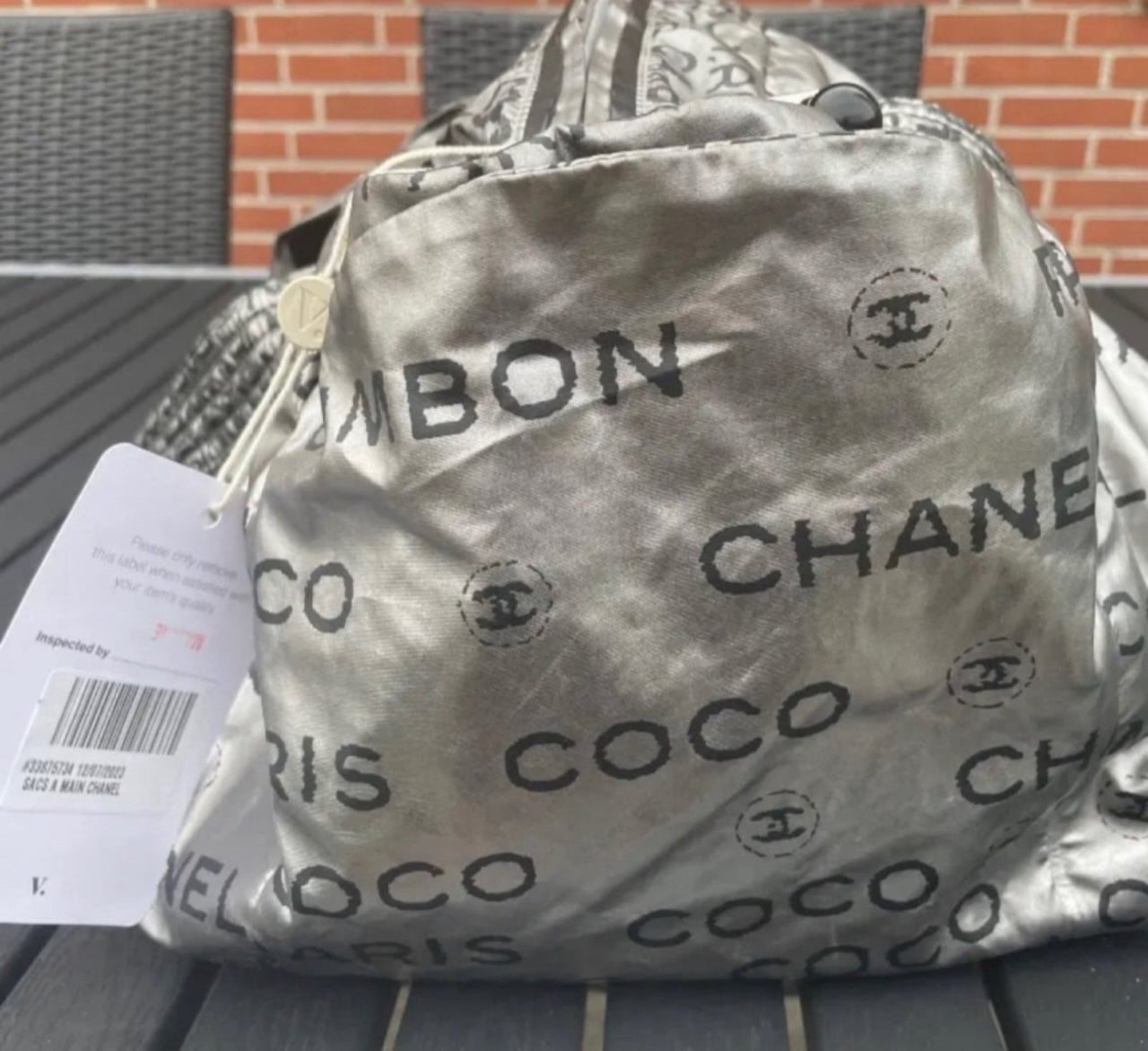 CHANEL SHOULDERBAG