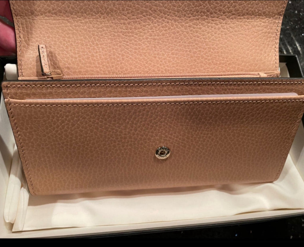 GUCCI CLUTCH/WALLET