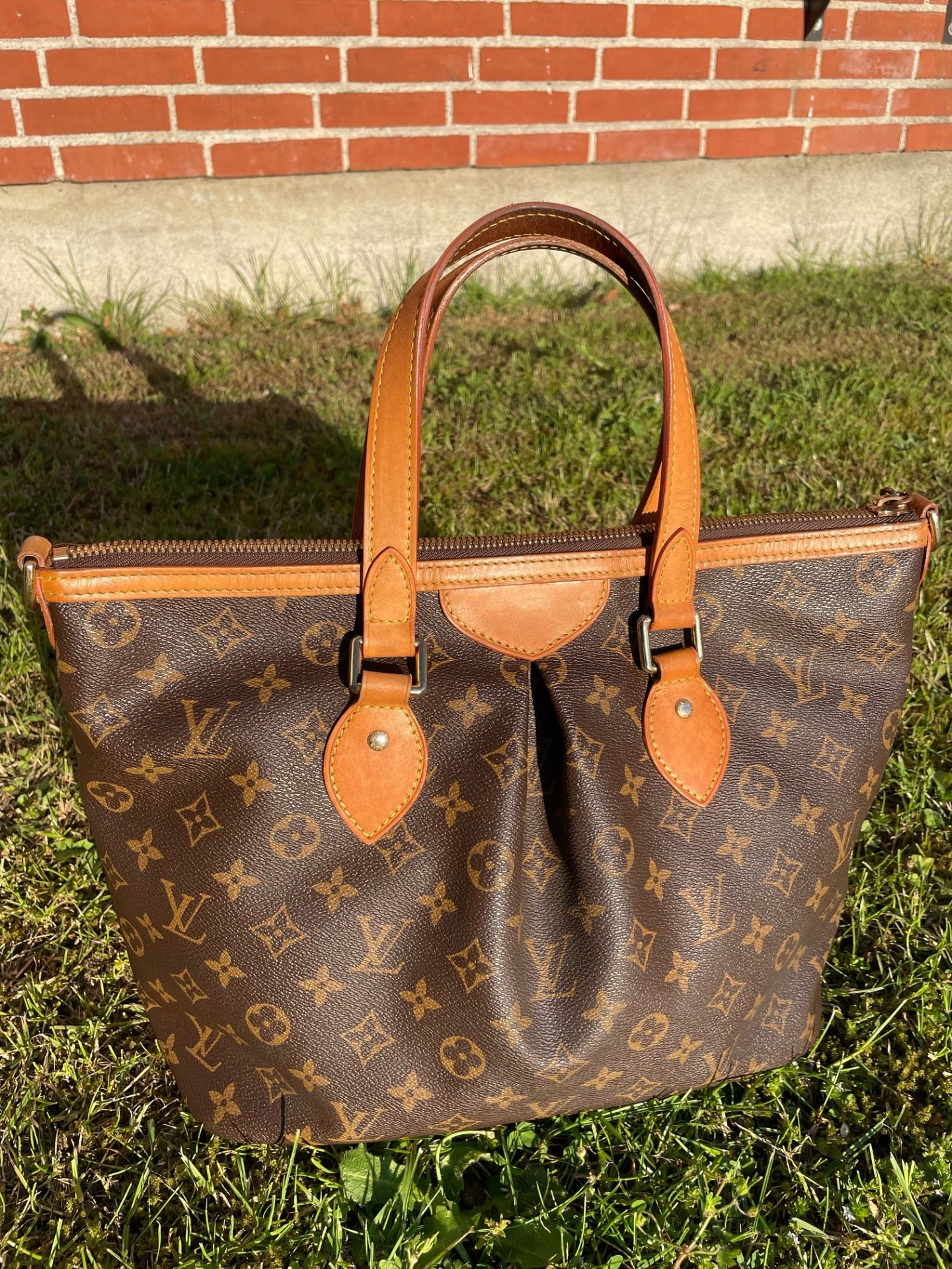 LOUIS VUITTON PALERMO PM HANDBAG