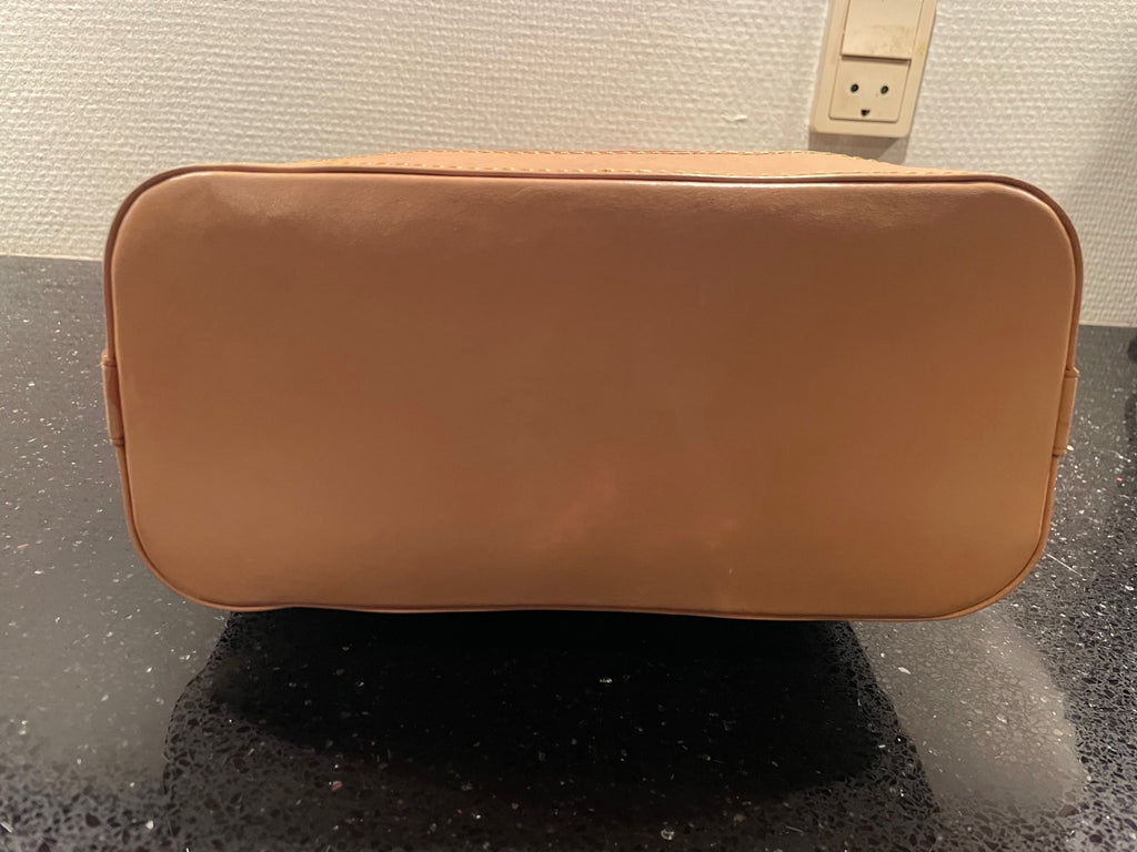 LOUIS VUITTON LOCKIT HANDBAG