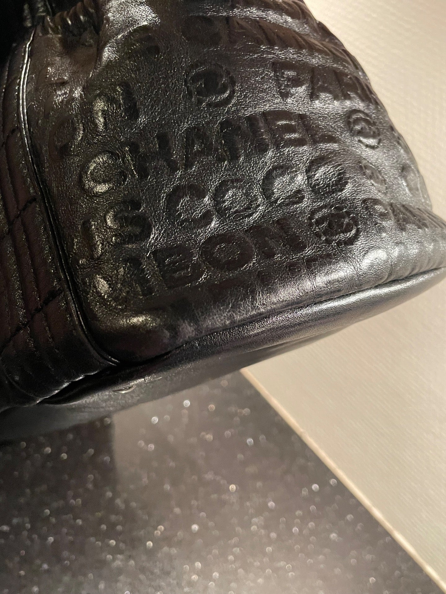 CHANEL SHOULDERBAG