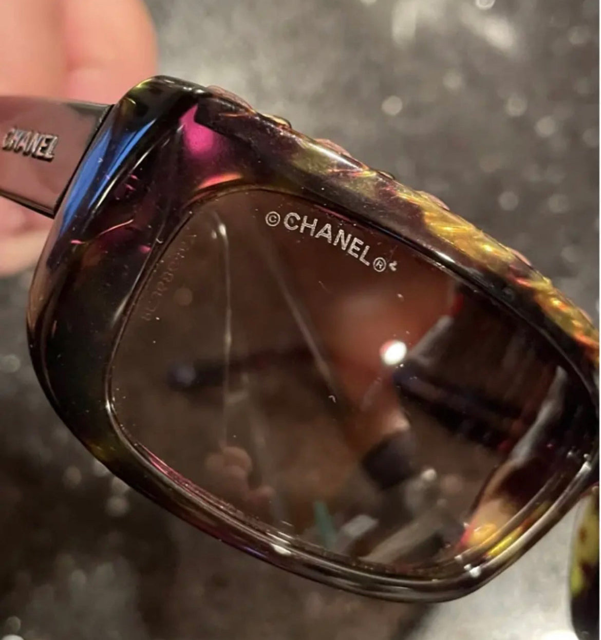 CHANEL SUNGLASSES IN BROWN