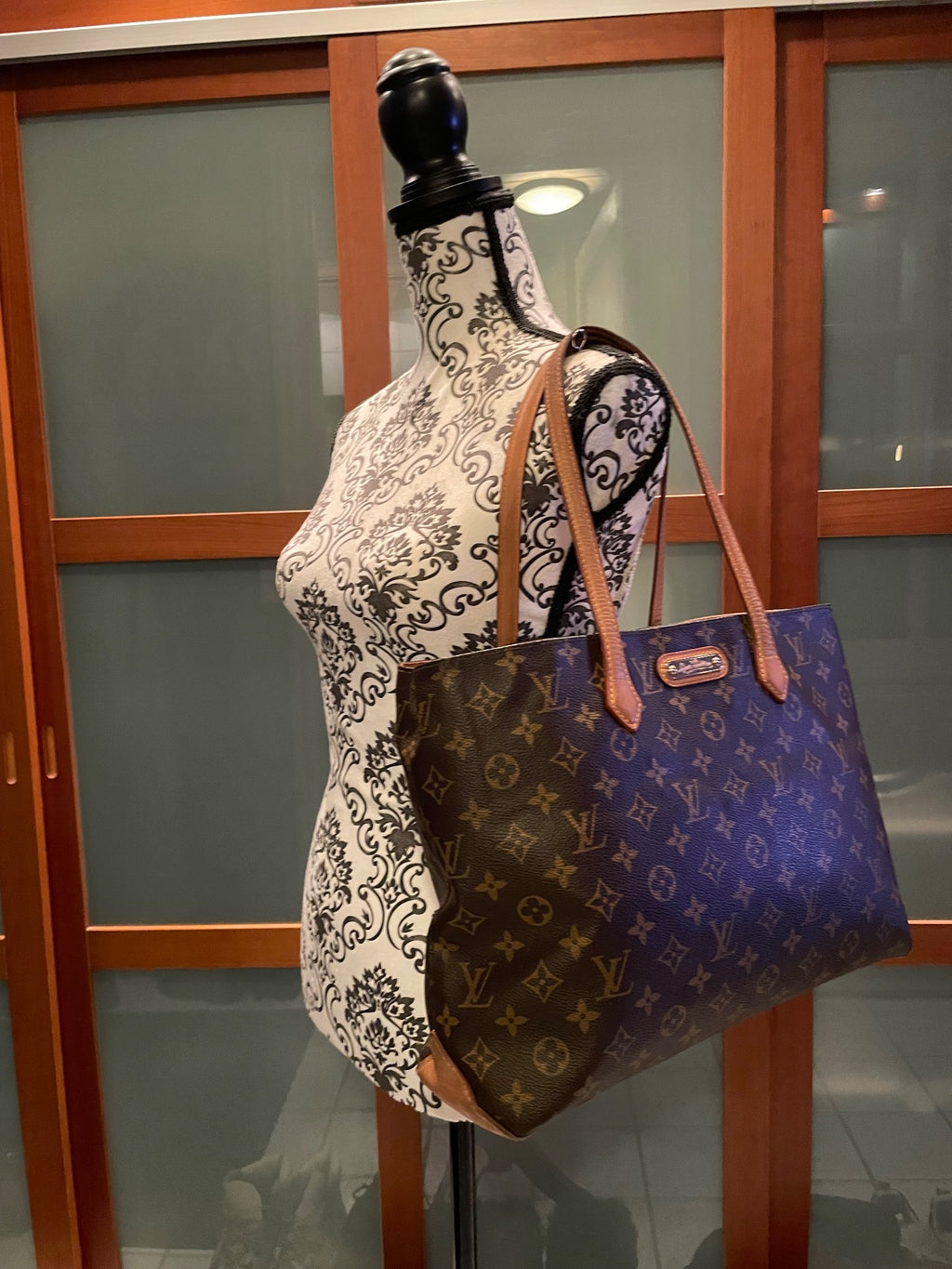 LOUIS VUITTON WILSHIRE MM