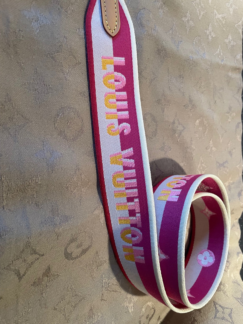 LOUIS VUITTON STRAP