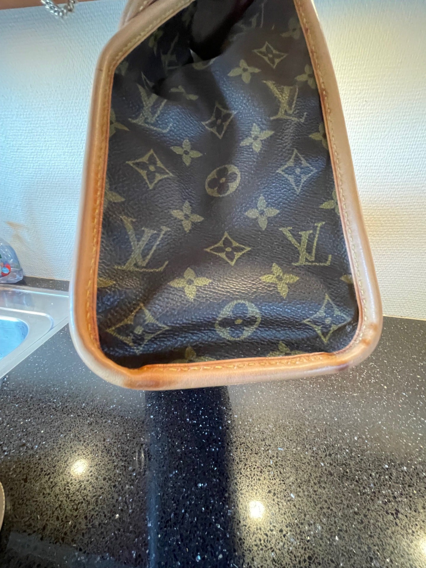 LOUIS VUITTON BEVERLY HAND/SHOULDERBAG.